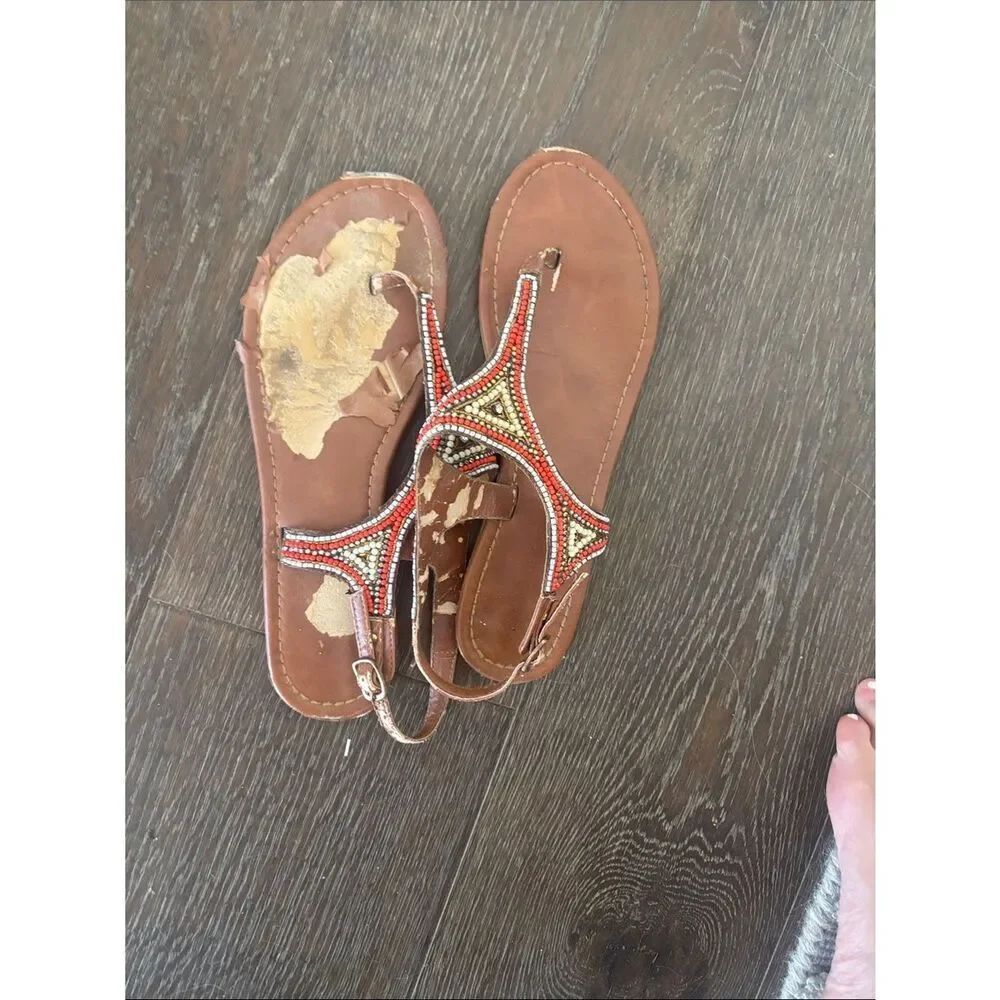 Steven size 8 Brown Beaded T-Strap Women’s Sandals, well worn